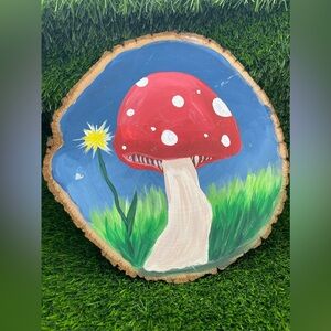 Mushroom Art on Wood Slice, Great vintage condition vintage condition